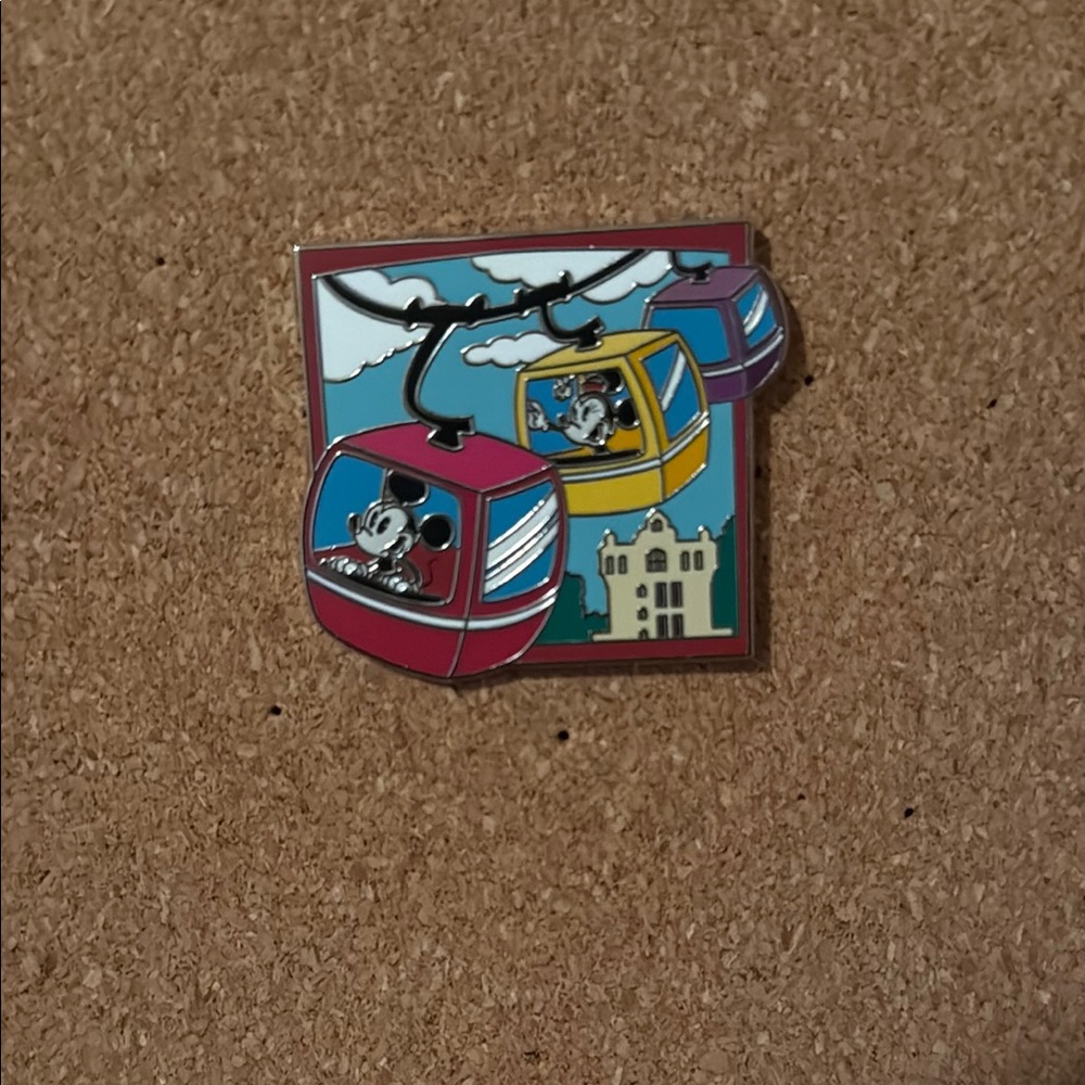 Skyliner Pin
